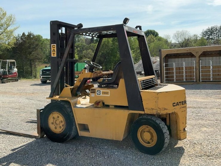 1976-caterpillar-v80c-image-3