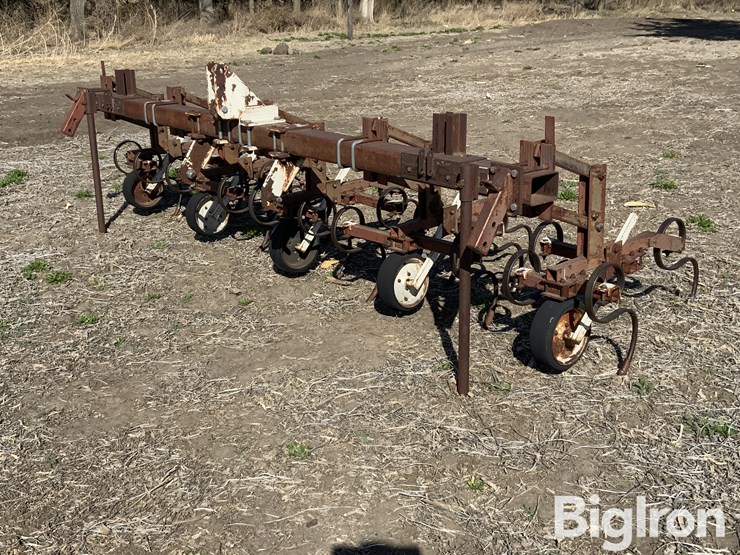 3-pt-cultivator-image-1