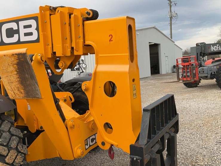 2022-jcb-510-56-image-49