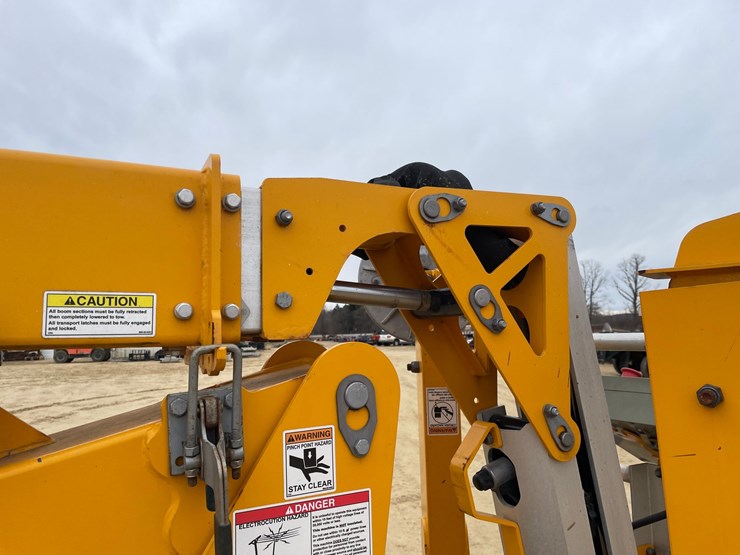 #7512-•-(m-1)-2021-haulotte-3522a-electric-towable-man-lift-image-18