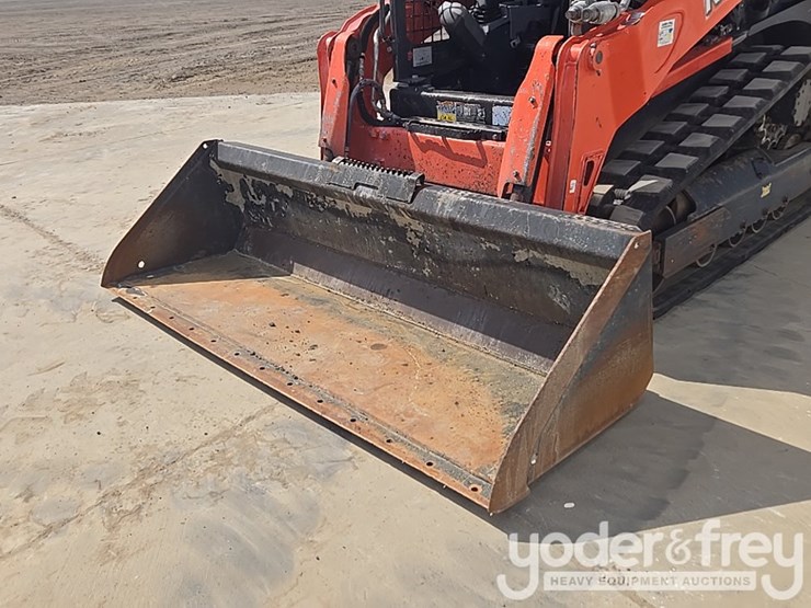 2020-kubota-svl65-2-image-9