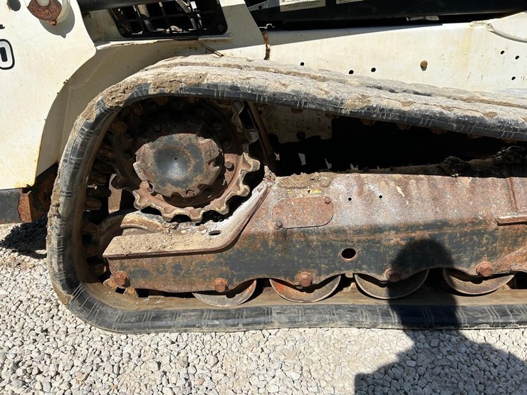 2017-bobcat-t550-image-14