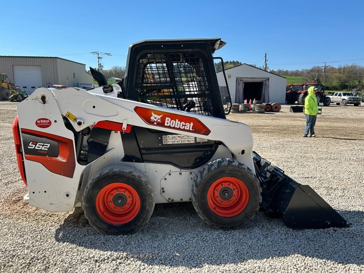 2022-bobcat-s62-image-5