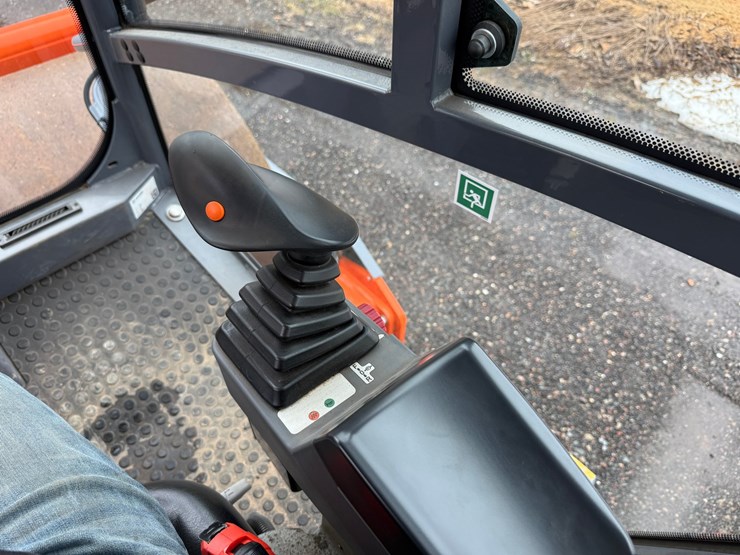 2022-hamm-h12i-image-23