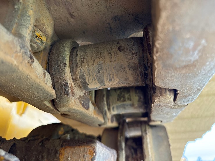 deere-700k-lgp-image-75