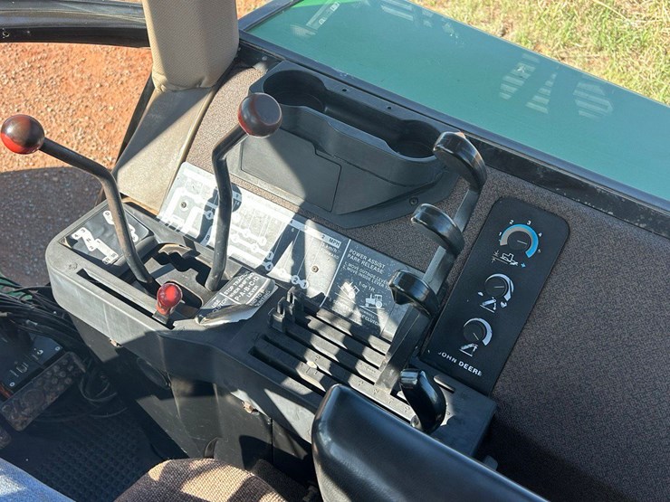 1989-john-deere-4755-image-29