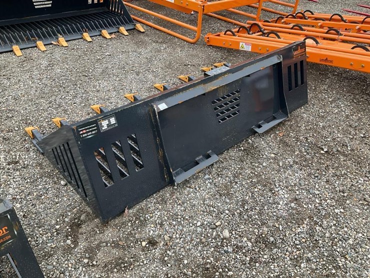 #1374-•-unused-landhonor-78"-skid-steer-rock-bucket-image-4