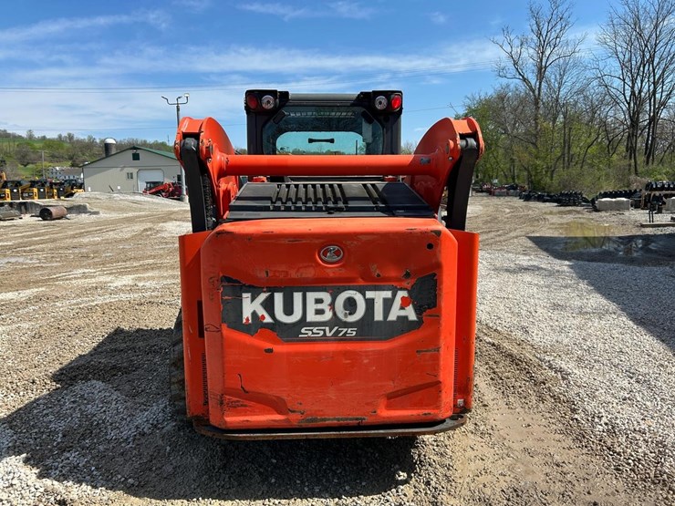 2017-kubota-ssv75-image-3