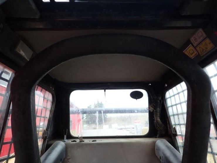 2010-caterpillar-232b-image-13