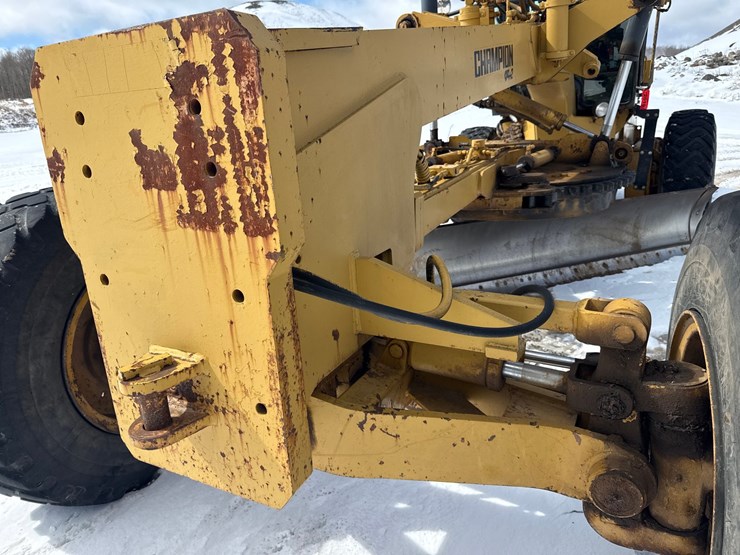 2019-champion-780a-image-9