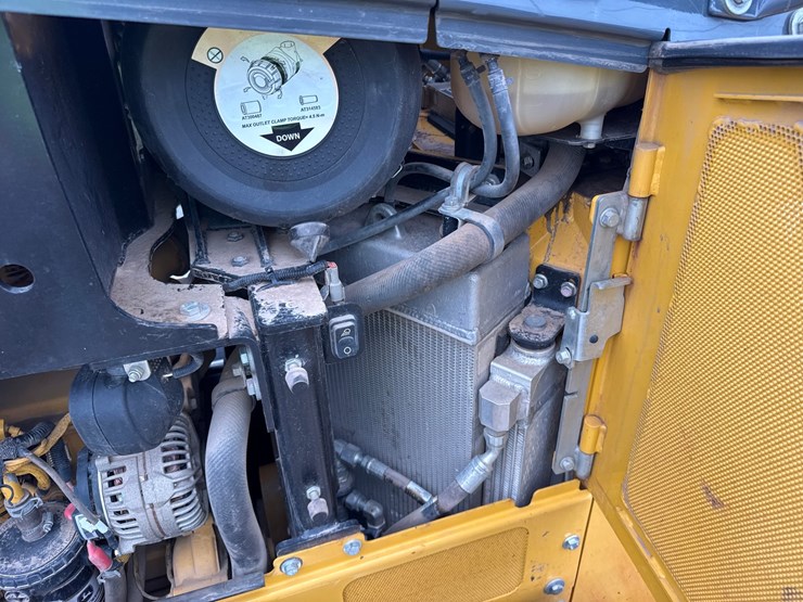 deere-700k-lgp-image-37