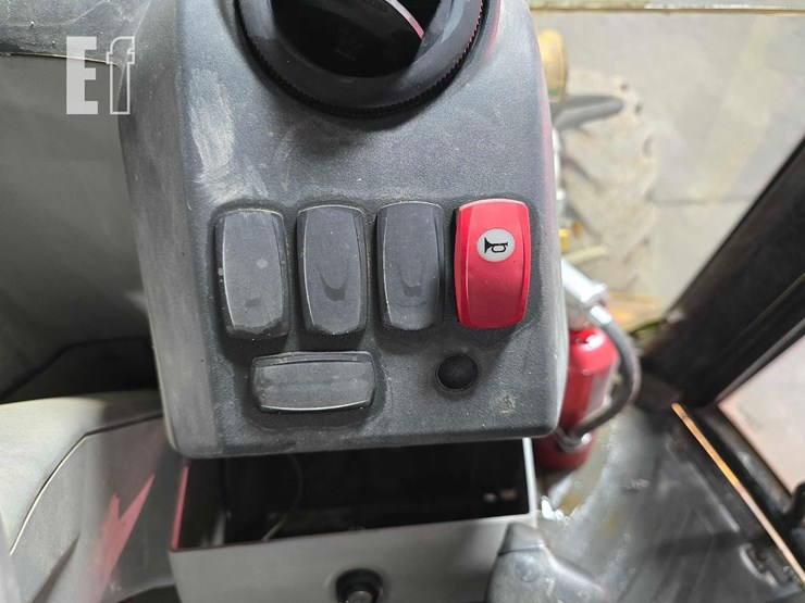 2007-caterpillar-420e-image-21