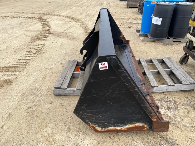 #7536-•-jlg-telehandler-bucket-image-3