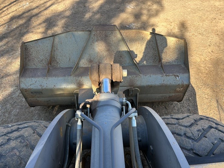 volvo-l250g-image-24