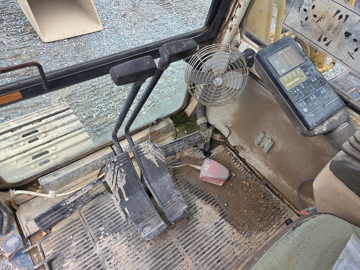 komatsu-pc150-lc-5-image-55