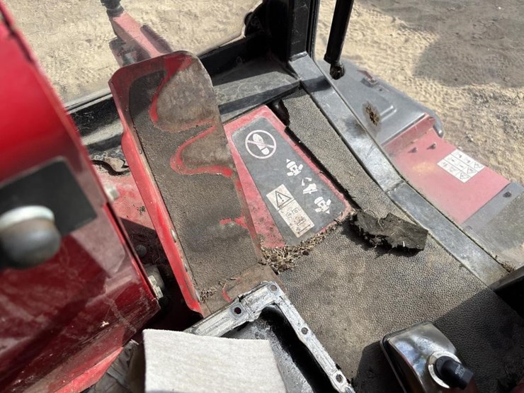 2012-toro-groundsmaster-5910-image-17