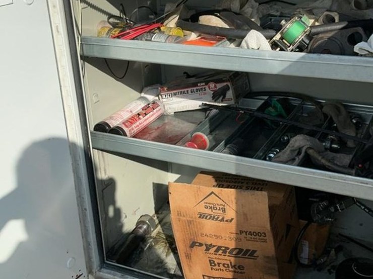 2022-dodge-3500-image-38