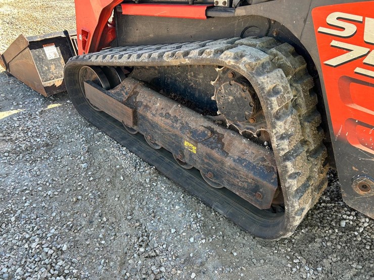 2017-kubota-svl75-2-image-16