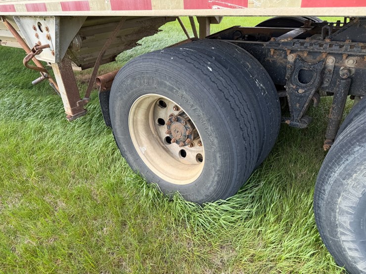 2000-international-9200-image-11