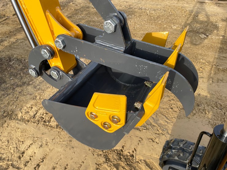 #1039-•-new-ats-rt12r-mini-excavator-image-27