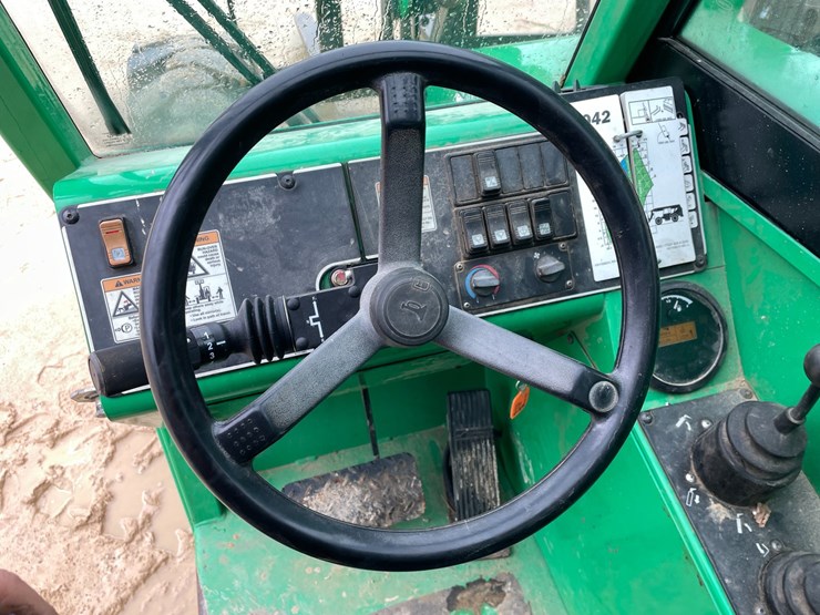 2014-sky-trak-6042-image-65