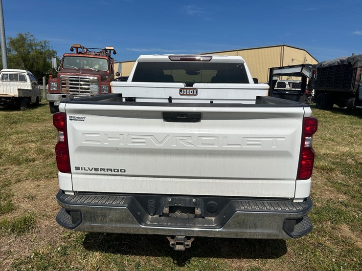 2020-chevrolet-silverado-1500-image-6