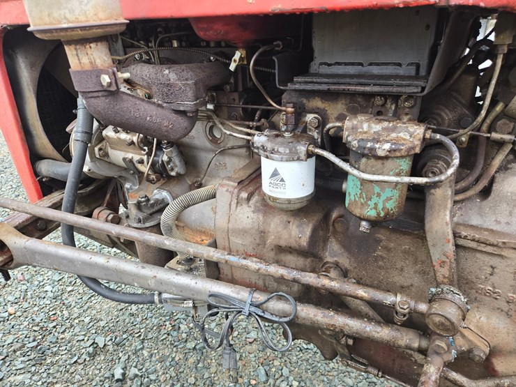 massey-ferguson-35-image-18