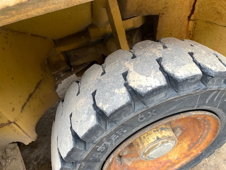 #7518-•-hyster-x110xl-forklift-image-52