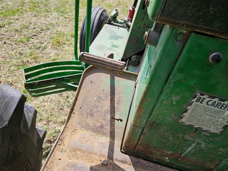 john-deere-4020-image-25