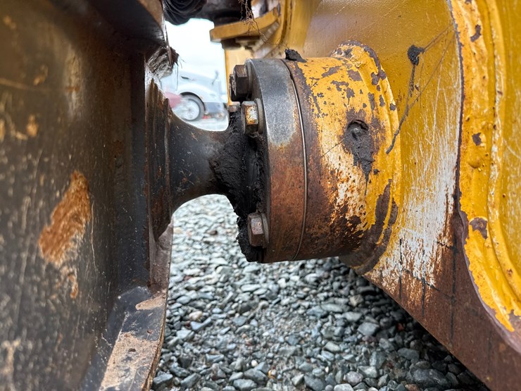 deere-700k-lgp-image-14