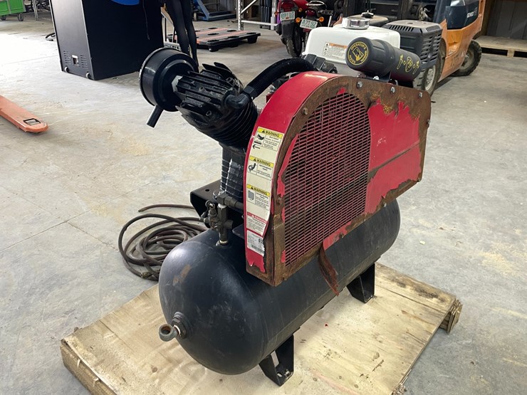 #7556-•-north-star-30-gallon-air-compressor-image-7