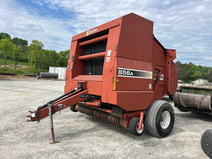 hesston-856a-image-1