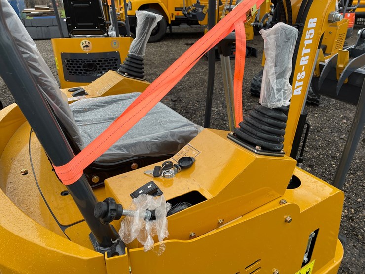 #3297-•-2026-ats-rt15r-mini-excavator-image-11