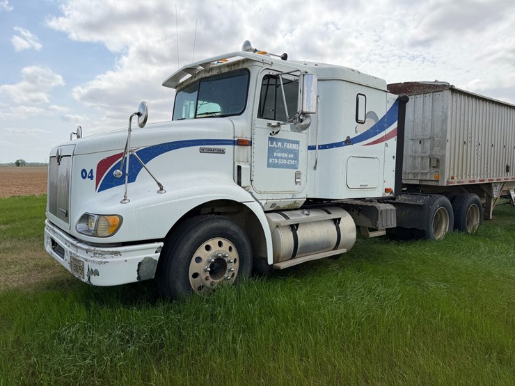 2000-international-9200-image-1