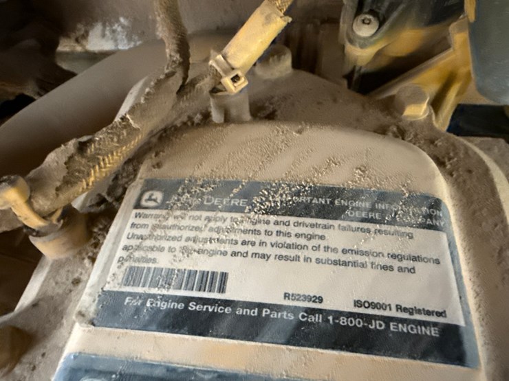 deere-700k-lgp-image-47