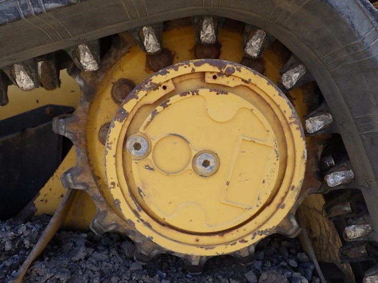 caterpillar-239d-image-17