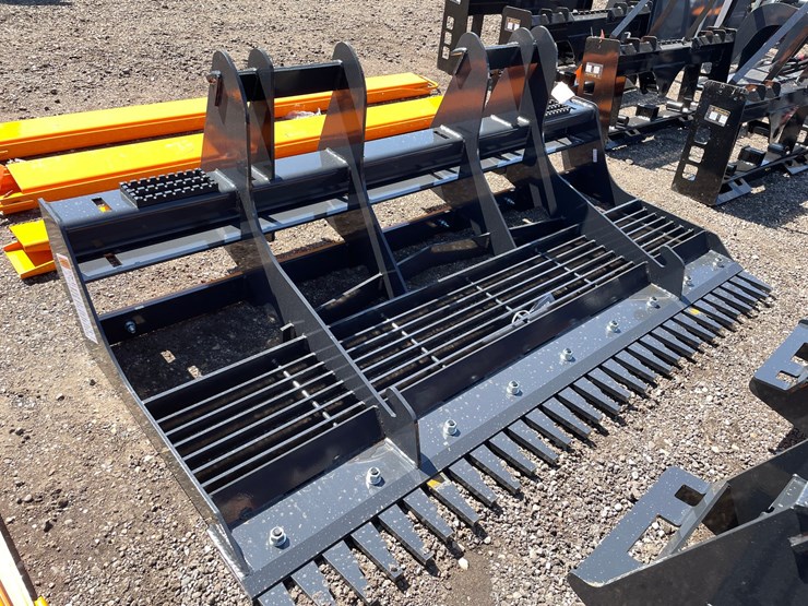 #3472-•-unused,-skidsteer-land-plane-image-2