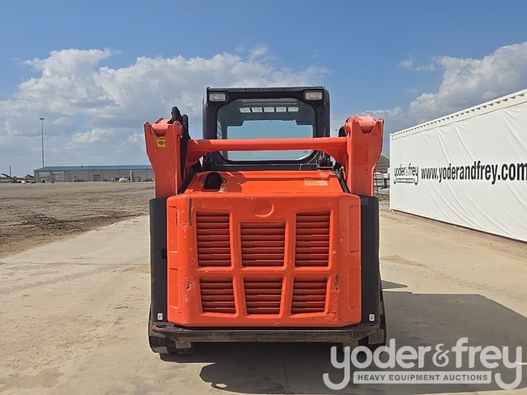 2020-kubota-svl65-2-image-4