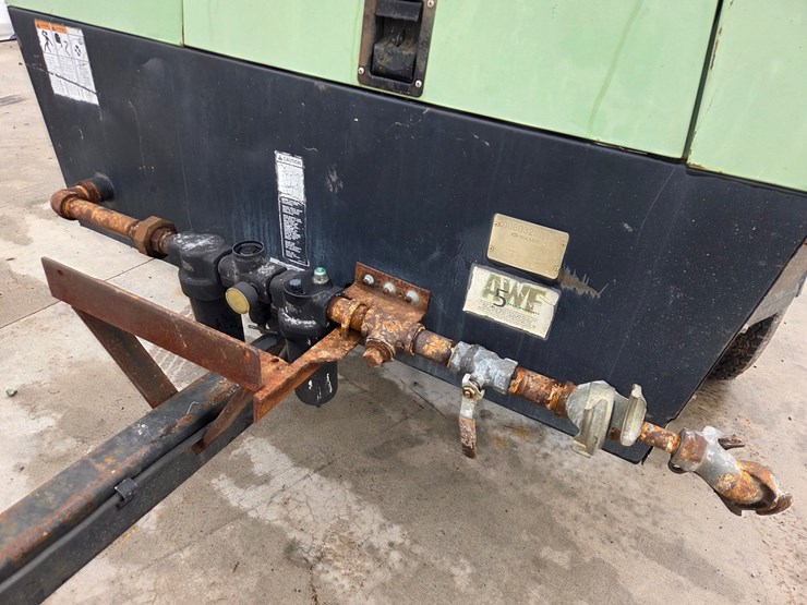 john-deere-4045hf285-image-11