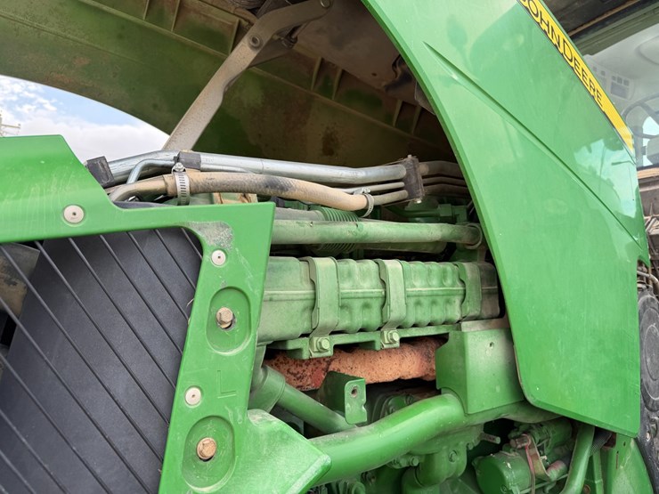 2012-john-deere-8285r-image-48