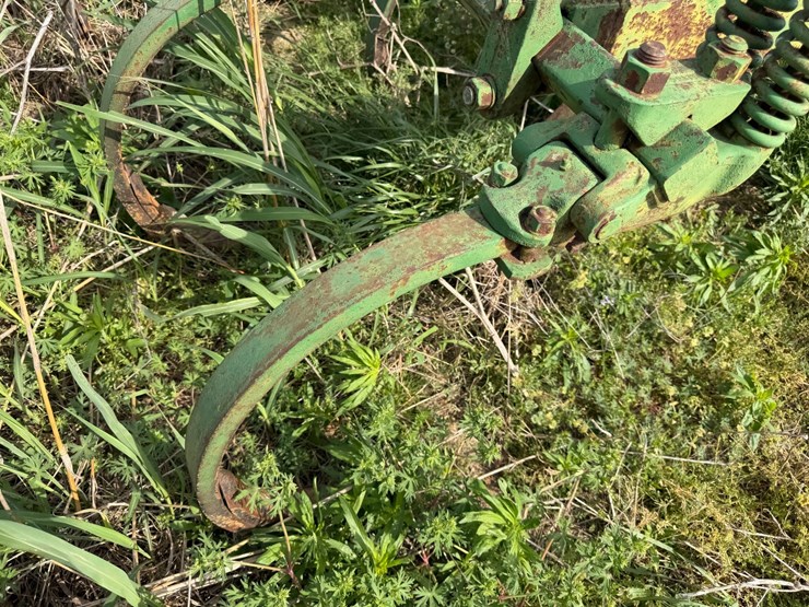 #45300-•-16'-chisel-plow-image-21