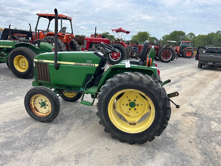 john-deere-790-image-2