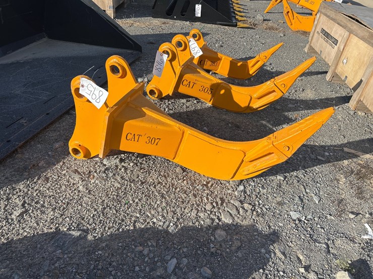 caterpillar-307-image-1