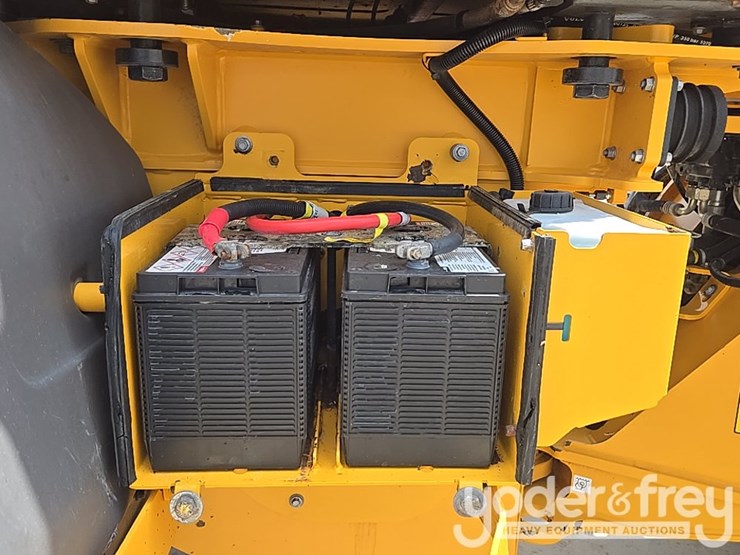 2021-volvo-l90h-image-43