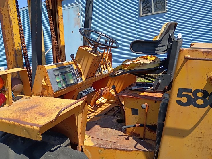 1979-case-586c-image-16