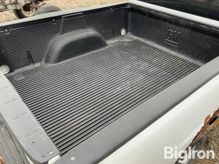 2004-chevrolet-silverado-1500-image-15