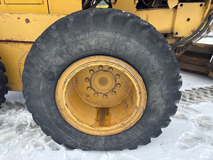 2019-champion-780a-image-77