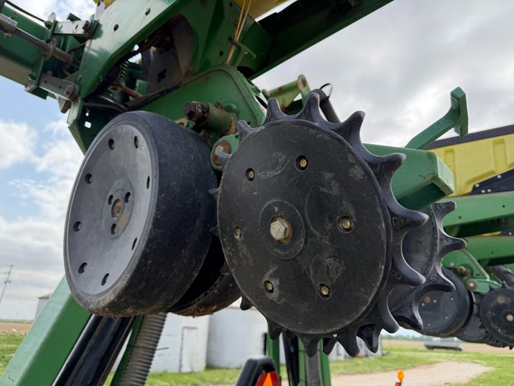 john-deere-1720-image-55