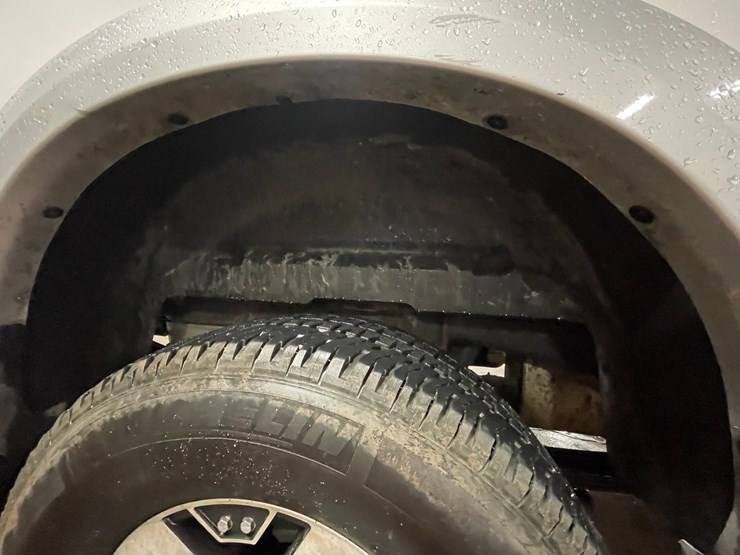 2012-dodge-3500-image-90