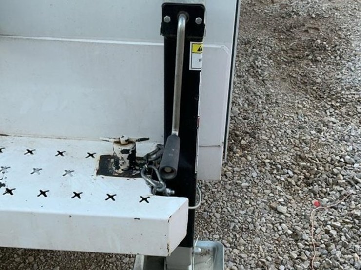 2022-dodge-3500-image-44